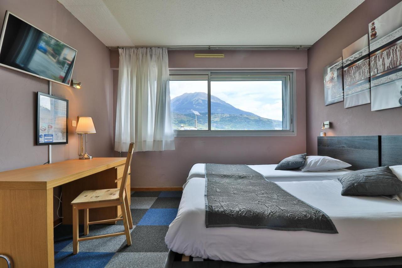 Hotel Les Flots Bleus سافين المظهر الخارجي الصورة